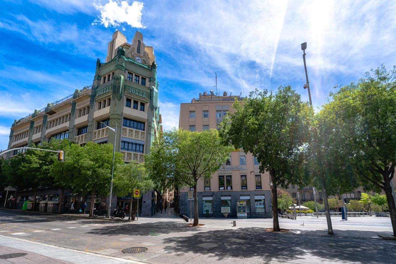Апартаменты Espectacular Loft En Centrico Edificio Singular Манреса Экстерьер фото